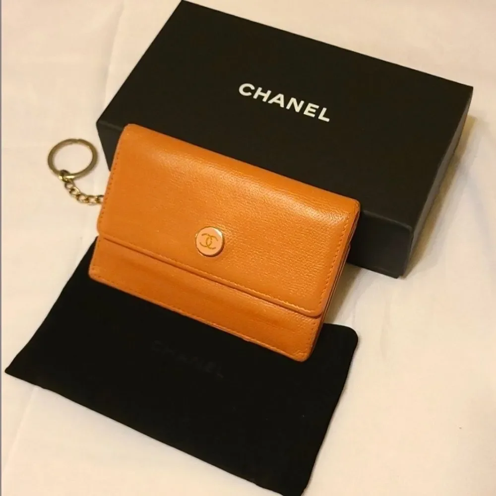 💯 Authentic Chanel Short Wallet 🍀